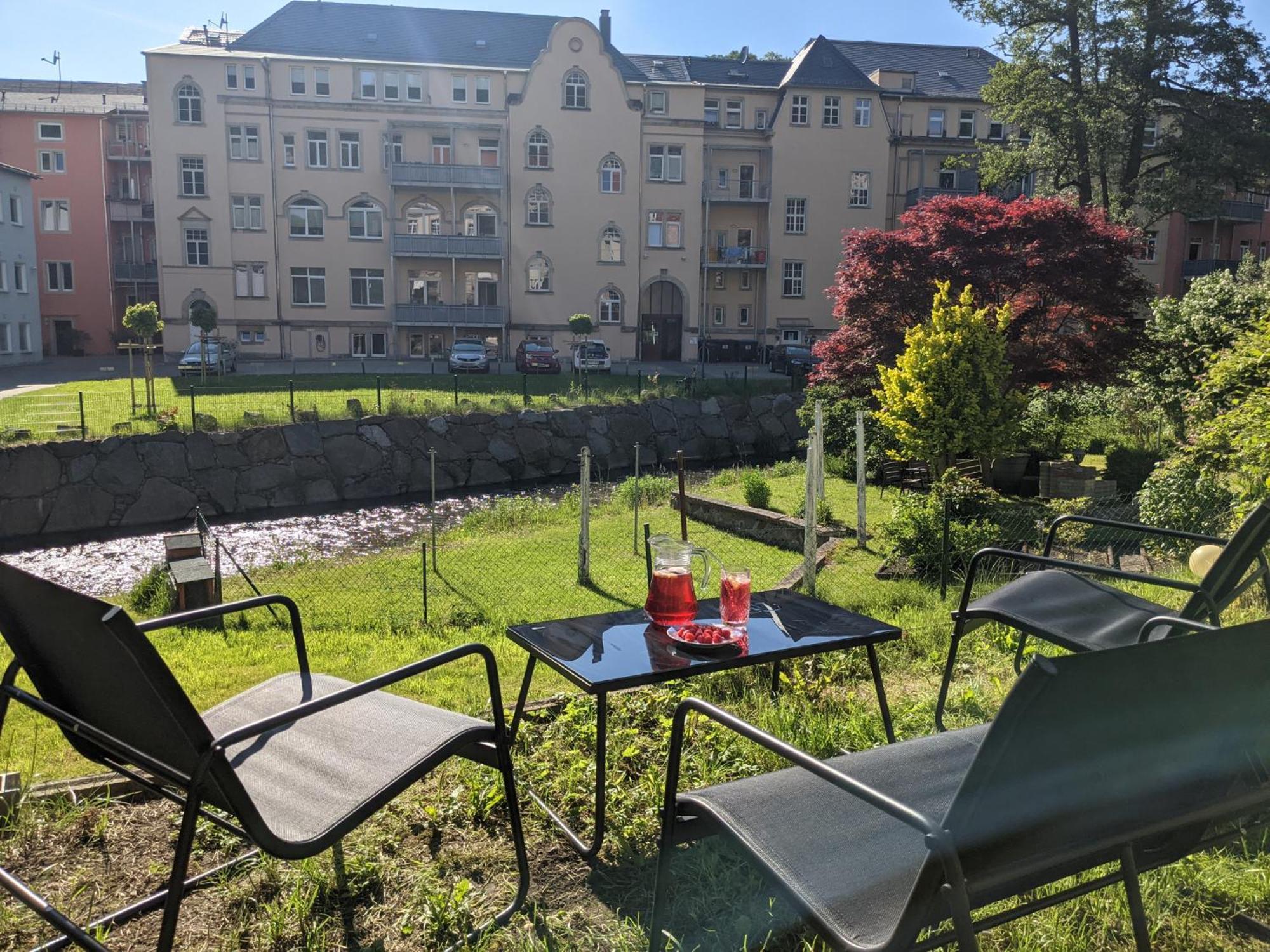 Hw3 - Urlaubsmagie - Helle, Grosse Wohnung Mit Pool Зебниц Экстерьер фото
