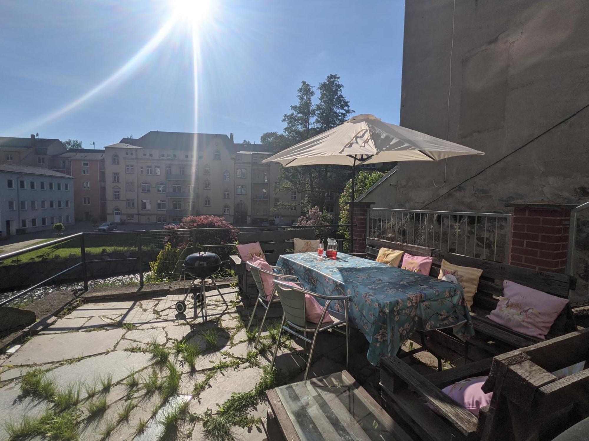 Hw3 - Urlaubsmagie - Helle, Grosse Wohnung Mit Pool Зебниц Экстерьер фото