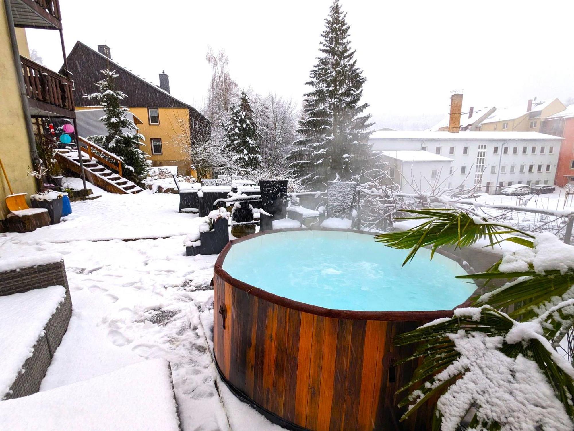Hw3 - Urlaubsmagie - Helle, Grosse Wohnung Mit Pool Зебниц Экстерьер фото