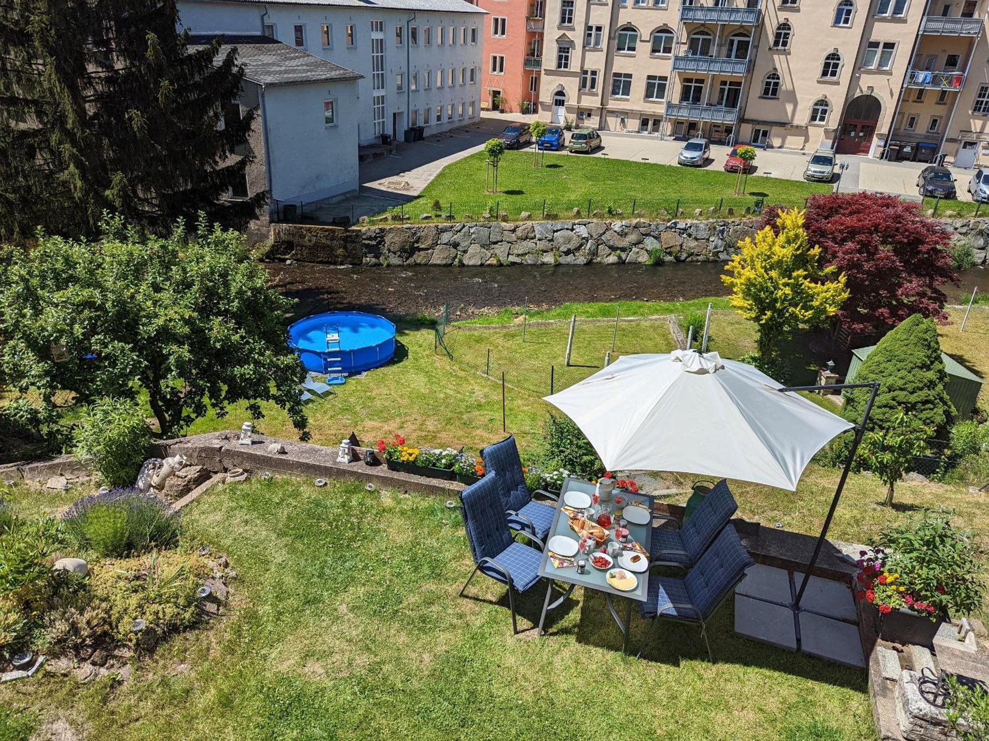 Hw3 - Urlaubsmagie - Helle, Grosse Wohnung Mit Pool Зебниц Экстерьер фото