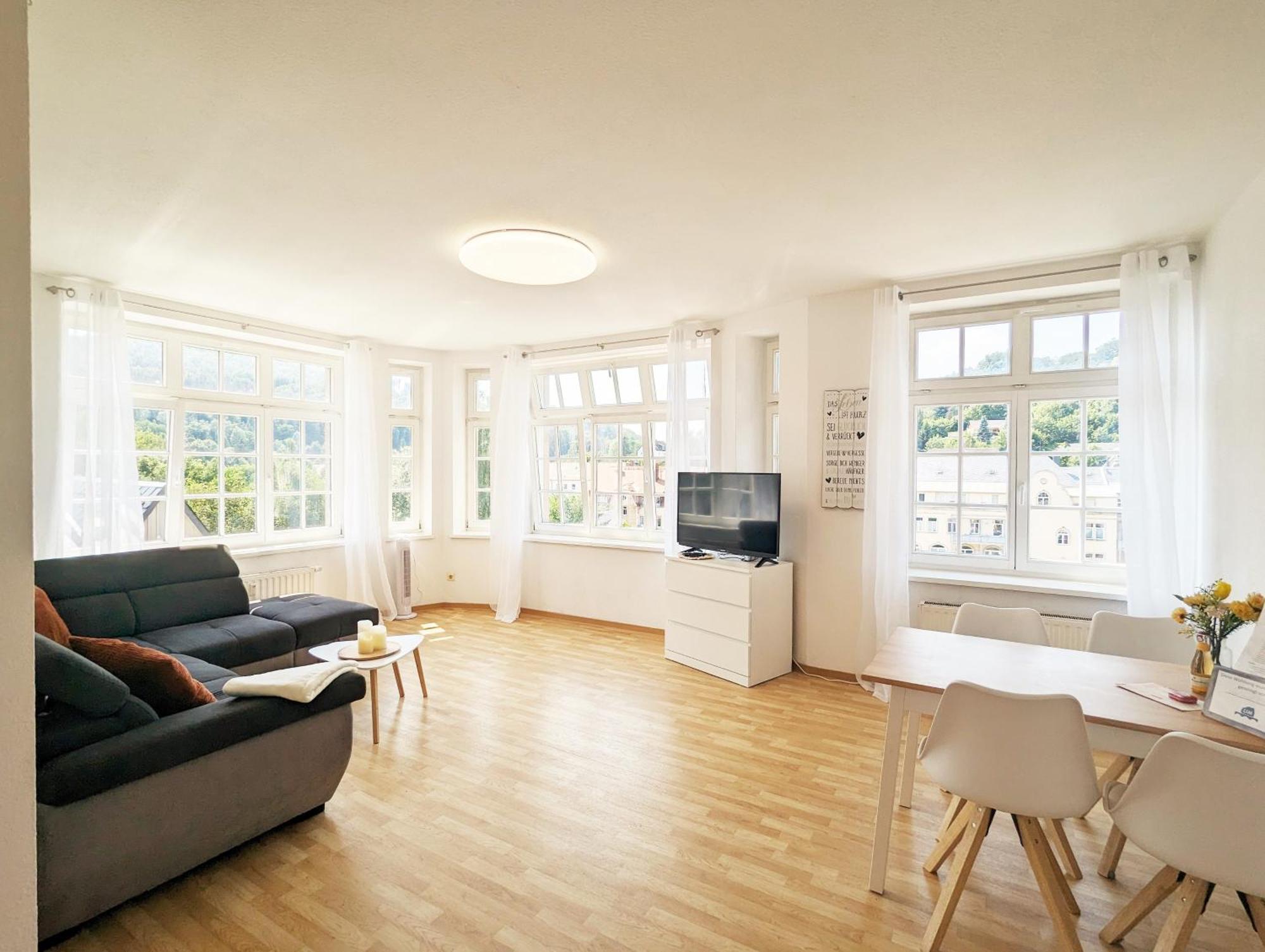 Hw3 - Urlaubsmagie - Helle, Grosse Wohnung Mit Pool Зебниц Экстерьер фото